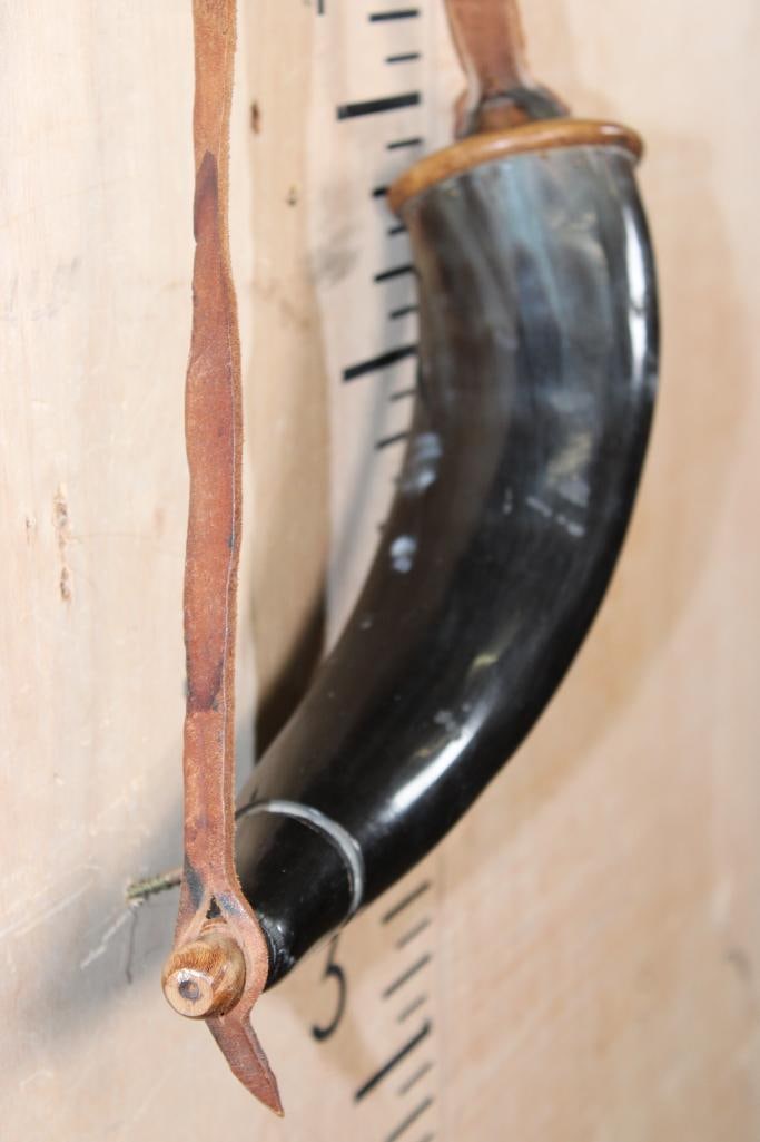 Polished POWDER HORN with a Leather Strap - 3