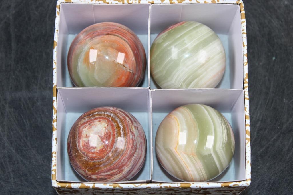 (4) Polished ONYX Mineral Spheres, Weight: 1 lb - 3