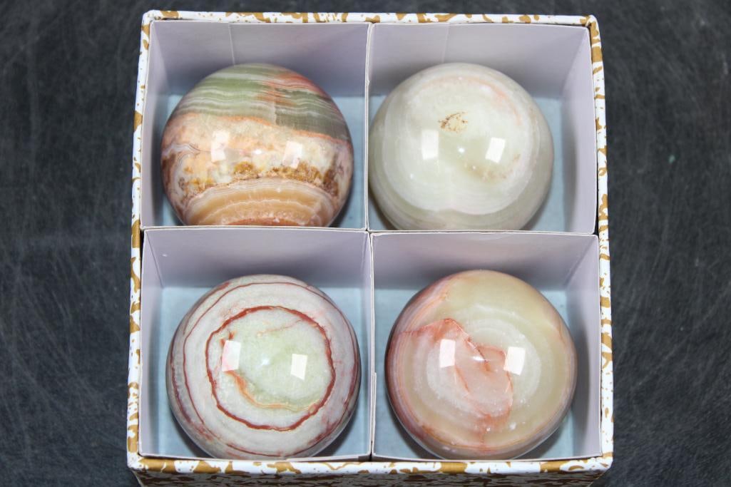 (4) Polished ONYX Mineral Spheres, Weight: 1 lb - 4