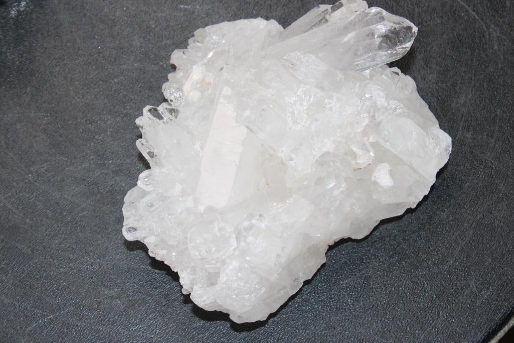(2) Natural Clear QUARTZ CRYSTAL Clusters - 8
