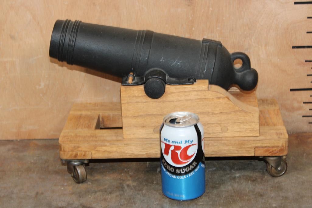 Model Cast Iron CARRONADE Naval CANNON on a Base with Wheels - 9