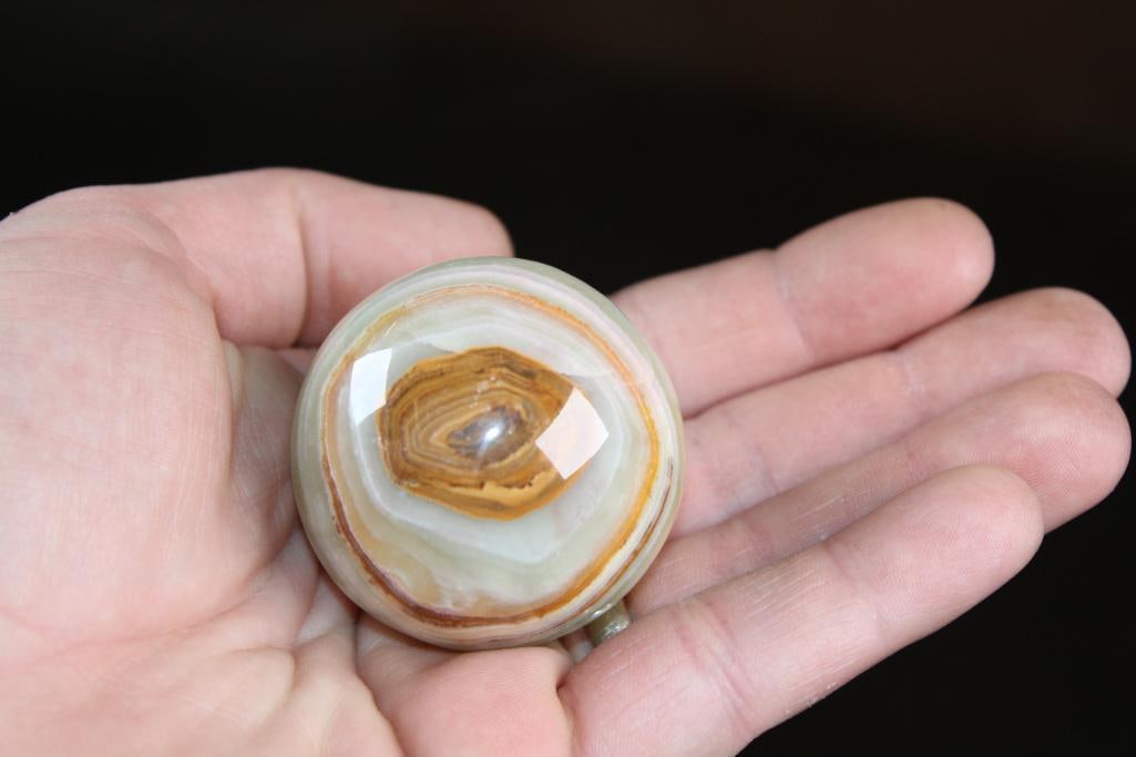 (4) Polished BANDED ONYX Mineral Spheres, Weight: 1 lb - 2