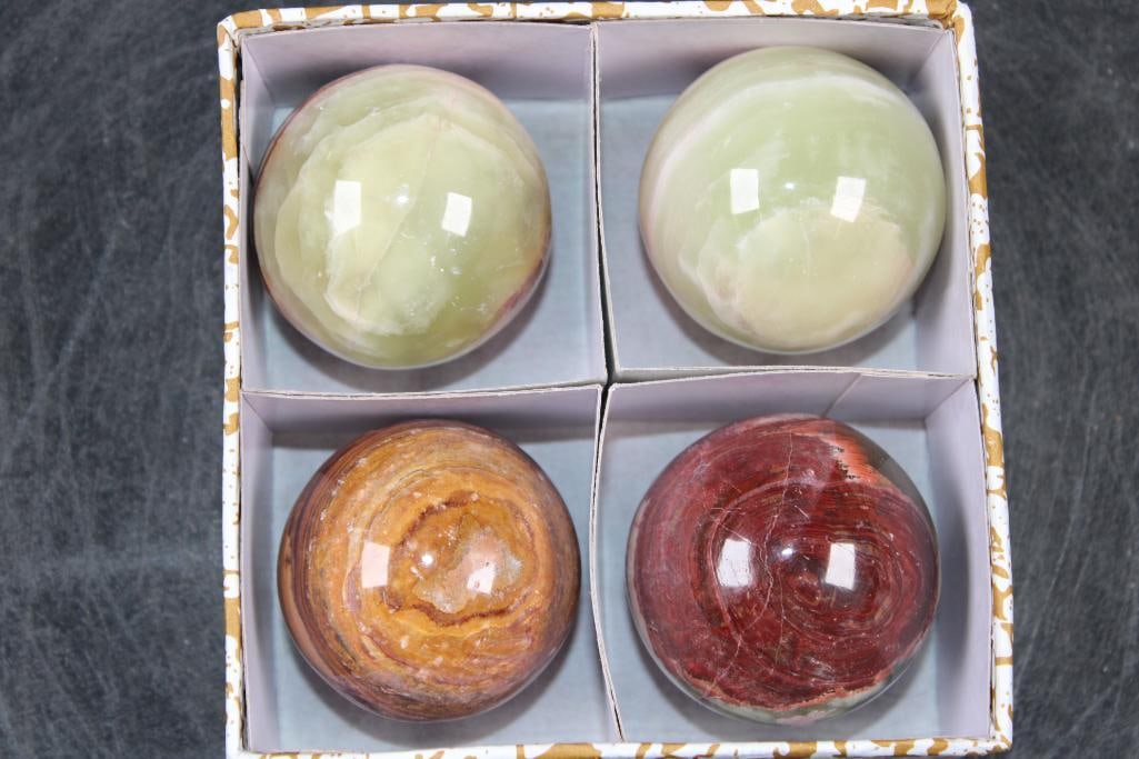 (4) Polished BANDED ONYX Mineral Spheres, Weight: 1 lb - 3