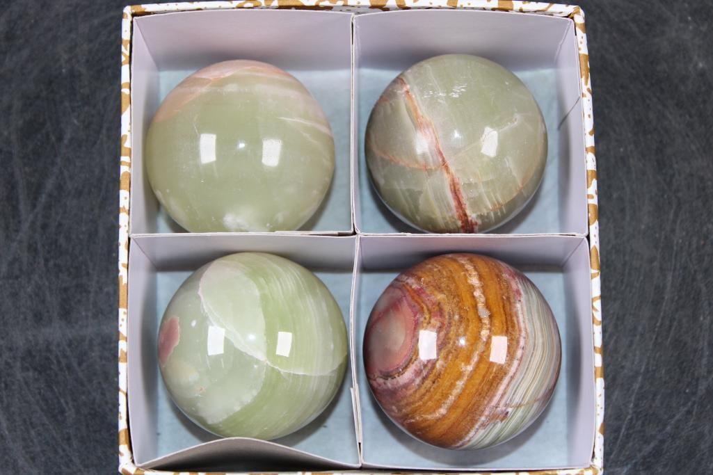 (4) Polished BANDED ONYX Mineral Spheres, Weight: 1 lb: 4 Formed and Polished BANDED ONYX Mineral Spheres. They all measure approximately 2" in Diameter and the Total Weight is 1 lb 8 oz. Banded Onyx is a sedimentary stone composed of banded calcite and