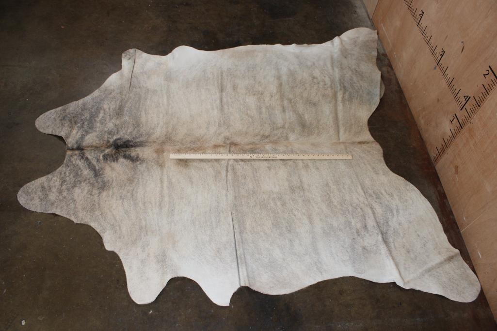 *Brand New* Beige and Grey COWHIDE or COWHIDE RUG - 2