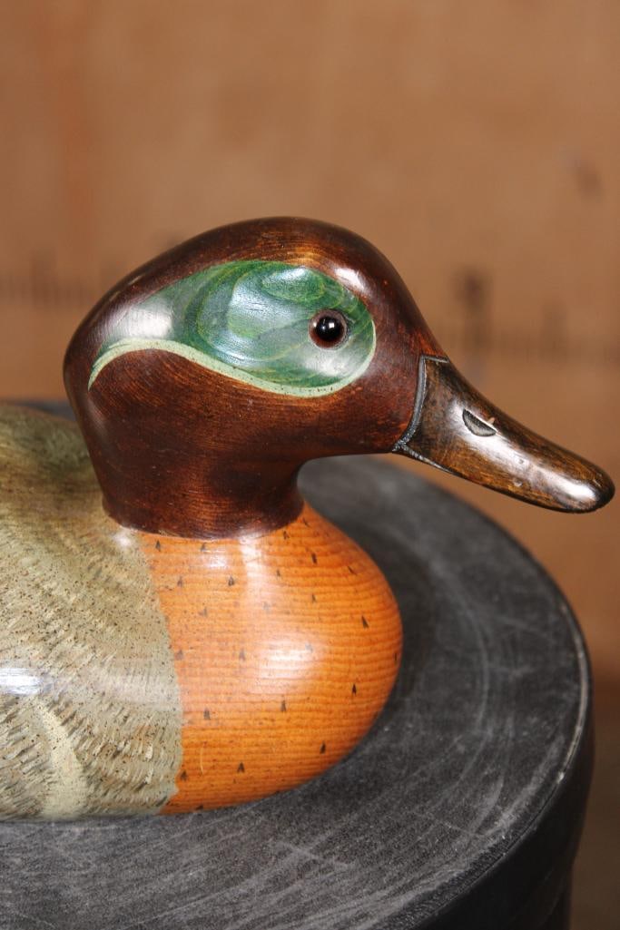 Hand-carved and Signed "Craig Dellaws" Wooden DUCK DECOY with Glass Eyes - 3