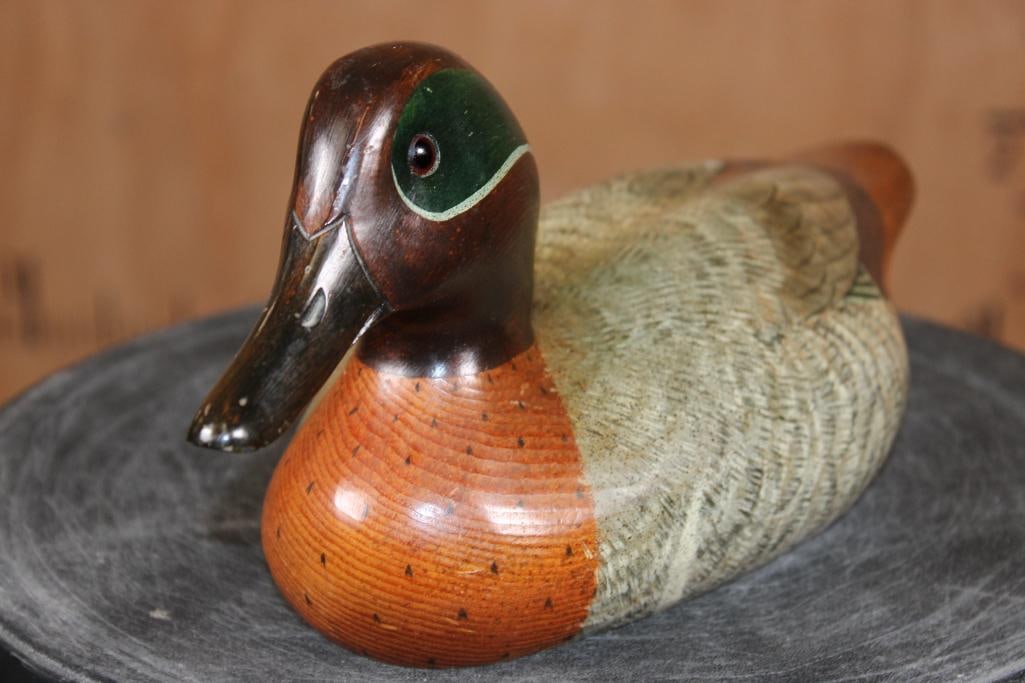 Hand-carved and Signed "Craig Dellaws" Wooden DUCK DECOY with Glass Eyes - 4