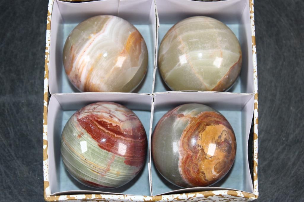 (4) Polished GREEN BANDED ONYX Mineral Spheres, Weight: 1 lb: 4 Formed and Polished GREEN BANDED ONYX Mineral Spheres. They all measure approximately 2" in Diameter and the Total Weight is 1 lb 8 oz. Green Banded Onyx is a sedimentary stone composed of banded