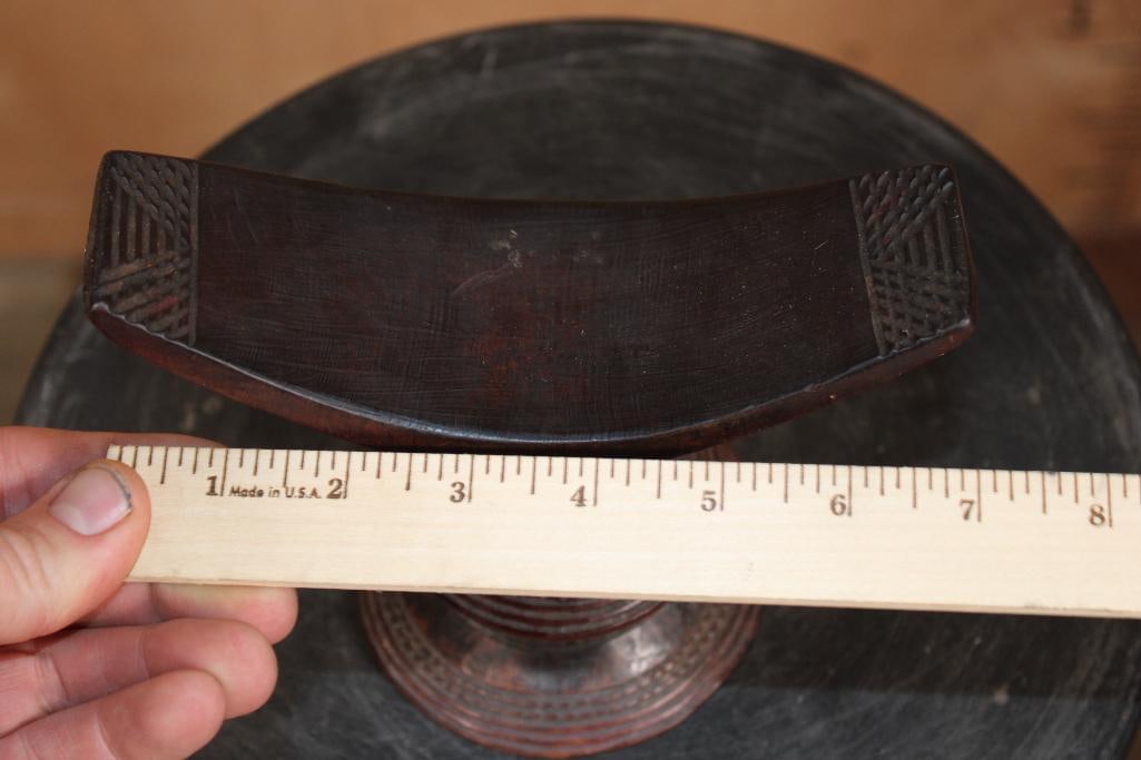 Traditional Ethiopian Headrest from the Oromo People, crafted from Wood - 5