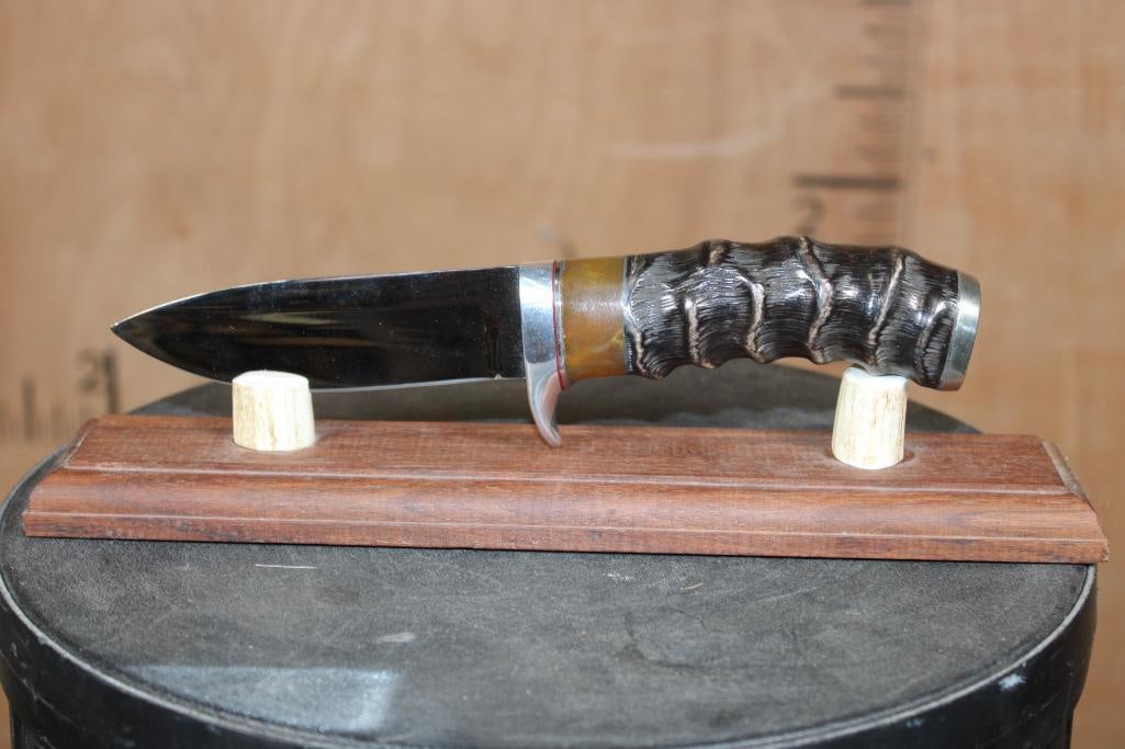 Handmade Custom "Nolan Brothers" KNIFE with an IMPALA Horn Handle with a "Hawkins" Antler Stand: Custom Handmade Nolan Brothers KNIFE with an IMPALA Horn Handle. It is displayed on a "Handmade by Hawkins" Antler Stand. The Wood and Antler Knife Stand measures 12" Long x 2.5" Wide. The Custom