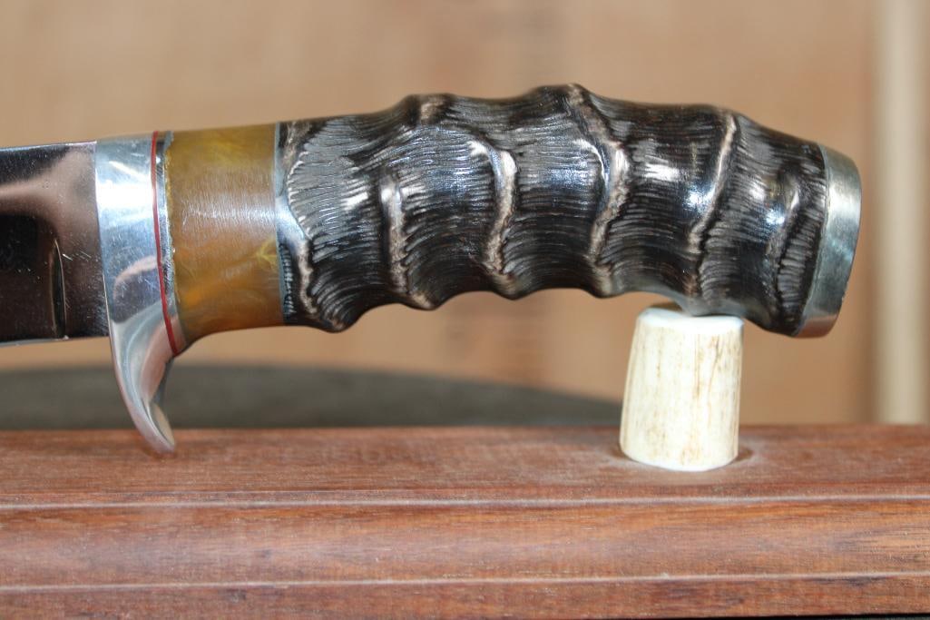 Handmade Custom "Nolan Brothers" KNIFE with an IMPALA Horn Handle with a "Hawkins" Antler Stand - 3