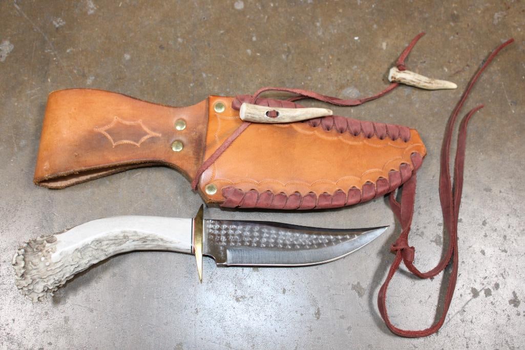 Handmade Ken Richardson "The Wilderness Hunter" Navajo Antler Handle KNIFE with Leather Scabbard: Handmade Ken Richardson "The Wilderness Hunter" Navajo Antler Handle KNIFE. It has been forged from 1085 Hi Carbon Steel with a 6" Blade. It is paired with a rugged wrap-tie leather scabbard with 2