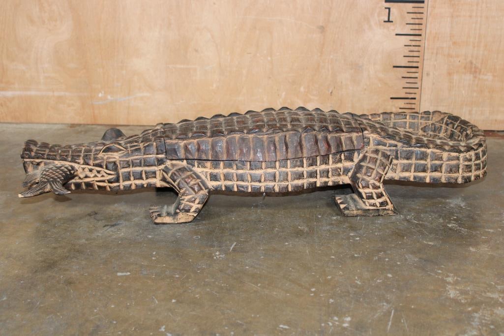 Big Hand-carved African Tribal CROCODILE Wood Sculpture or Mancala Game Board - 5