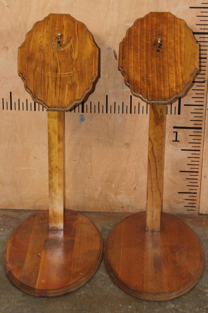 (2) Matching Wood Plaque PEDESTALS for Skulls or Mounts: 2 Matching Wood Plaque PEDESTALS for Skulls or Mounts. They measure 20" Long x 12" Wide x 27" Tall each. TAXIDERMY MOUNTS 