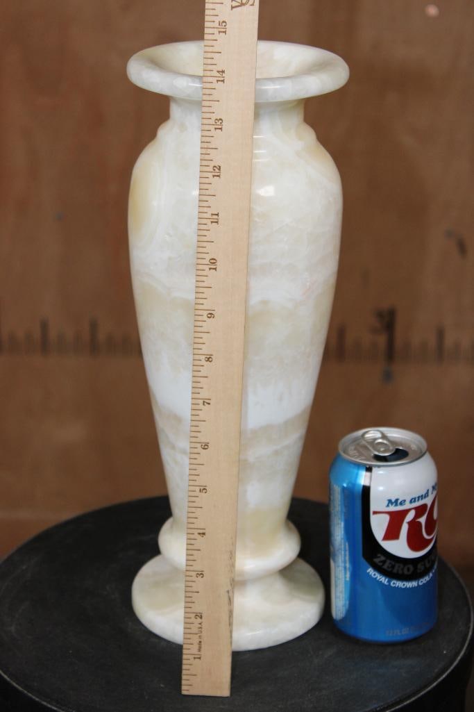 Large Alabaster or Egyptian Marble VASE - 2