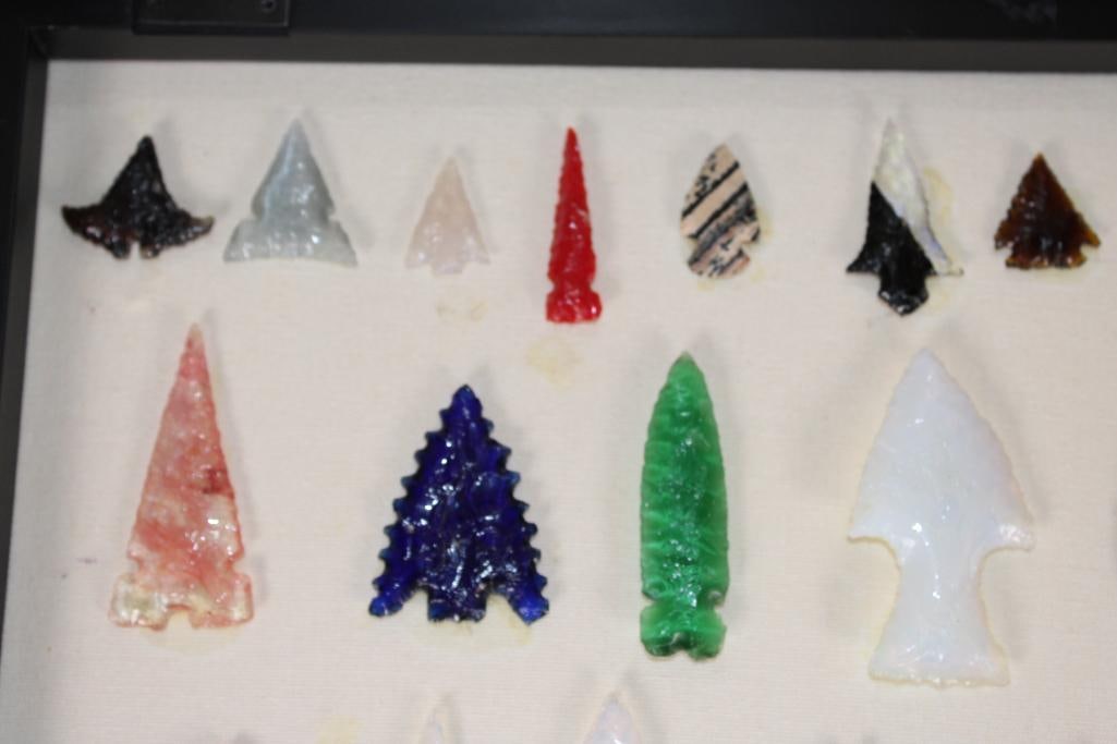 (33) Colorful Hand-knapped Native American Style Glass ARROWHEADS or Projectile Points in a - 4
