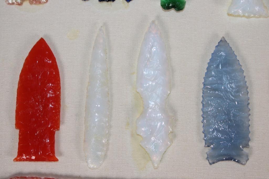 (33) Colorful Hand-knapped Native American Style Glass ARROWHEADS or Projectile Points in a - 6