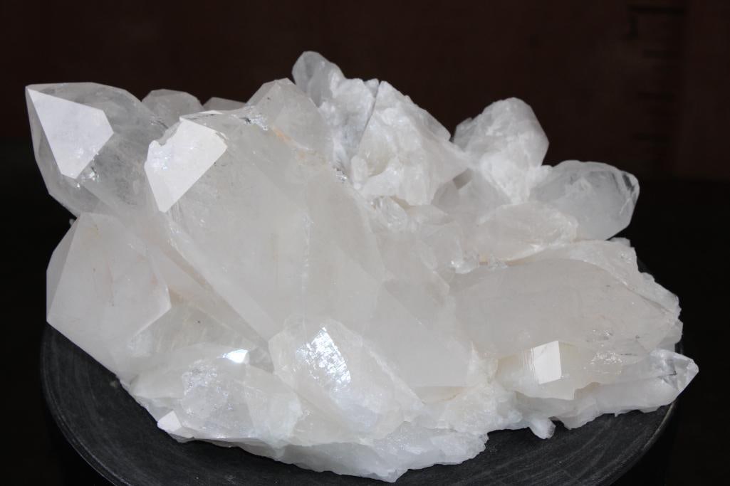 XL Natural Arkansas CLEAR QUARTZ CRYSTAL Specimen, Weight: 17 lbs: XL Natural Arkansas CLEAR QUARTZ CRYSTAL Specimen. It measures 12.5" Long x 8.5" Wide x 5.5" Tall and the Total Weight is 17 lbs 8 oz. Arkansas quartz crystal is world-renowned for its exceptional
