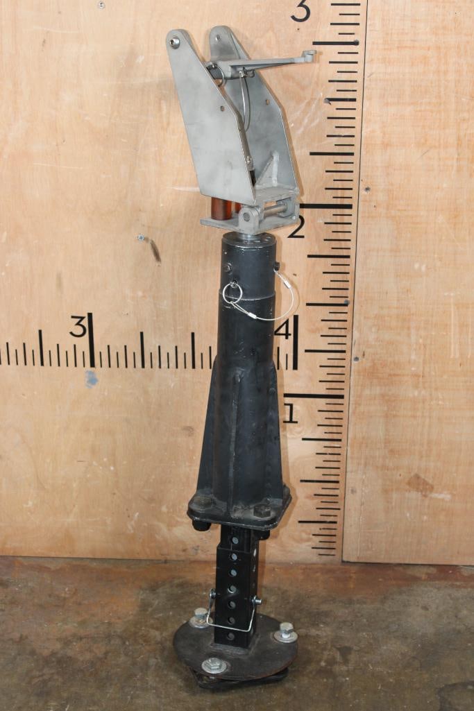 Barrett MFG .50 Cal MACHINE GUN MOUNT for a Vehicle: Barrett MFG .50 Cal MACHINE GUN MOUNT for a Vehicle. This is a soft mount designed for M82A1 or M107A1 Models. It measures 36" Tall x 8" Wide and Weighs: 22 lbs 7 oz. MACHINE GUN MOUNTS 