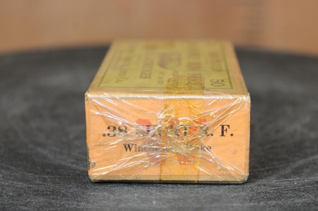 Full Sealed Box of 50 *Antique (circa 1921)* Winchester Repeating Arms Co .38 Short Rim Fire RIFLE - 7