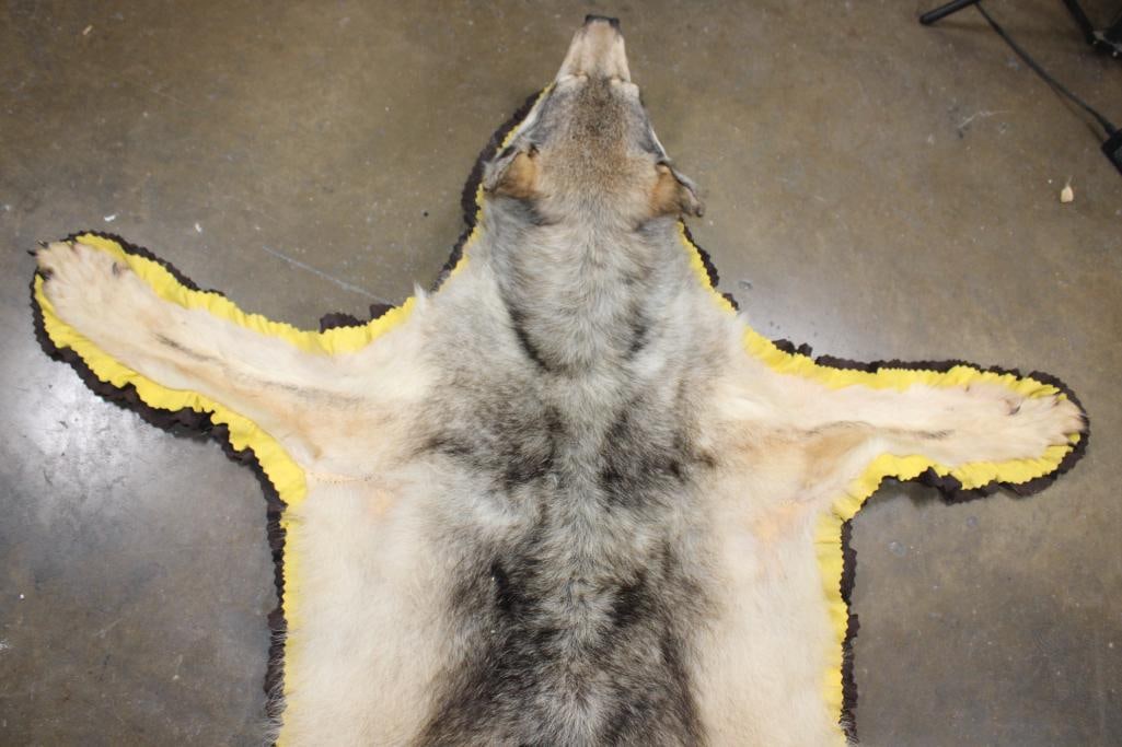 WOLF Rug with Double Felted Backing - 6