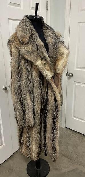 FOX Fur Coat - 2