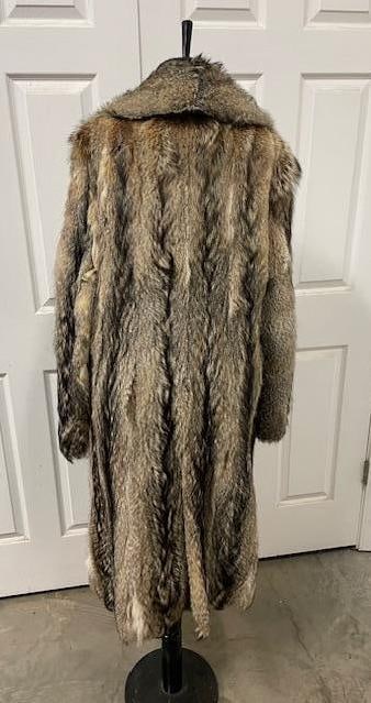 FOX Fur Coat - 4
