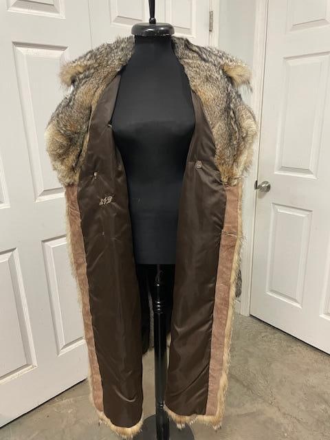 FOX Fur Coat - 7