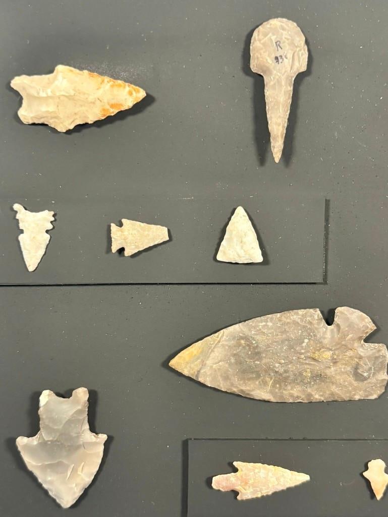 (17) Prehistoric Native American ARROWHEADS or Projectile Points in an Open Frame - 3