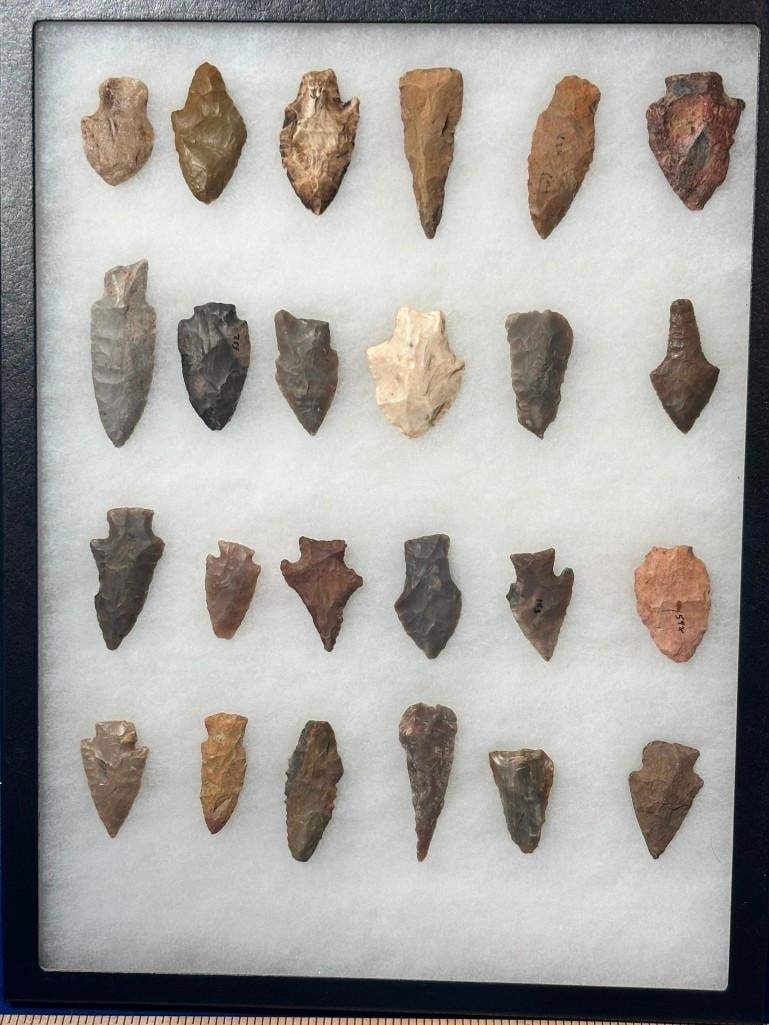 (24) Native American ARROWHEADS or Projectile Points in a Display Frame - 2
