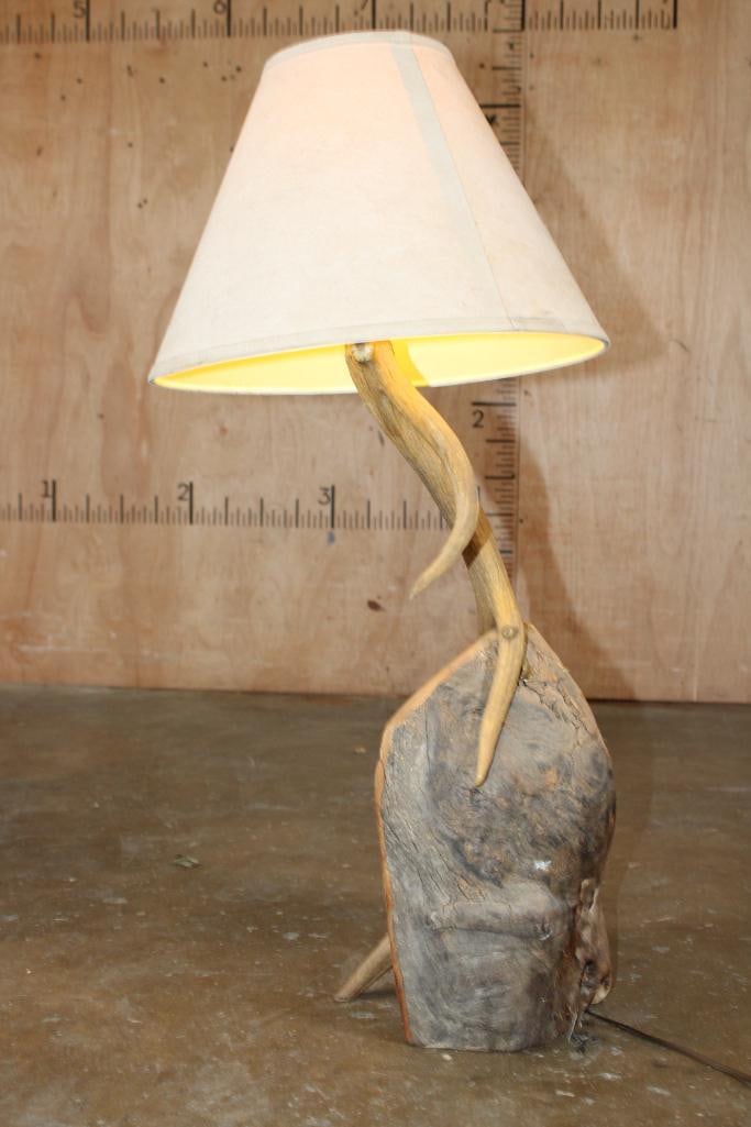 STAG Antler and Wood LAMP with a Shade - 5