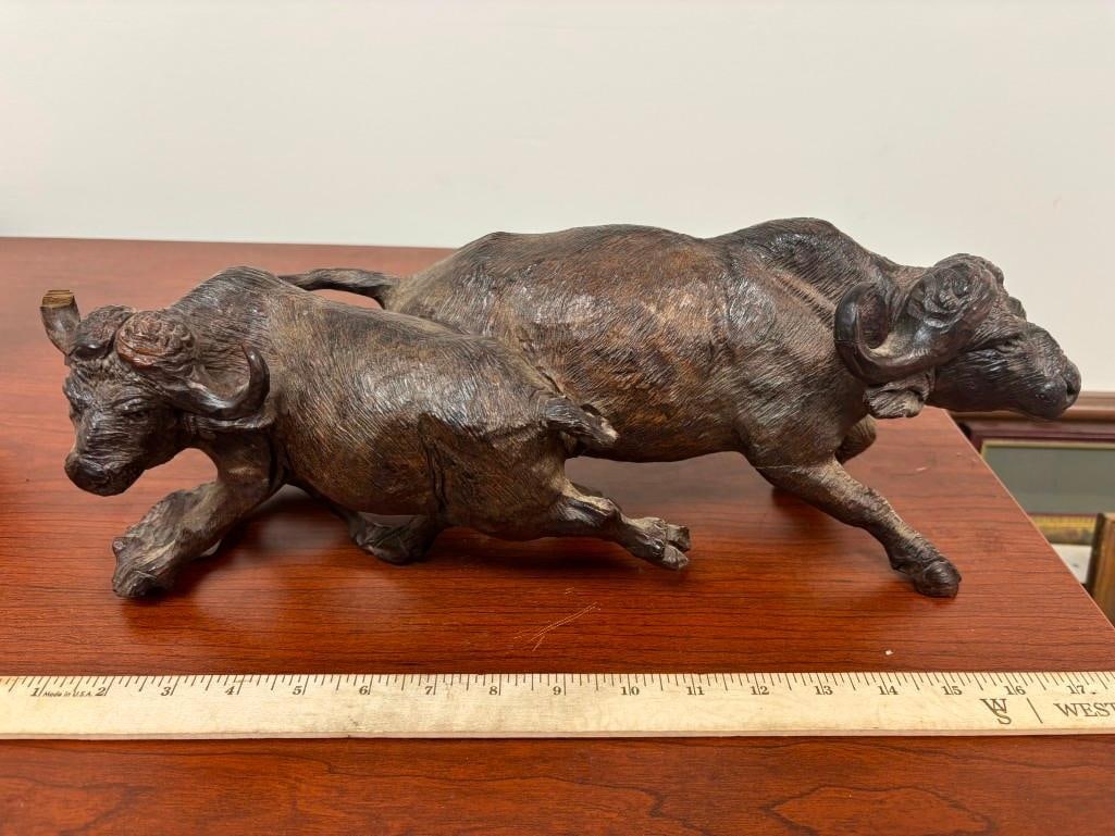 Hand-carved Wood CAPE BUFFALO Sculpture - 2