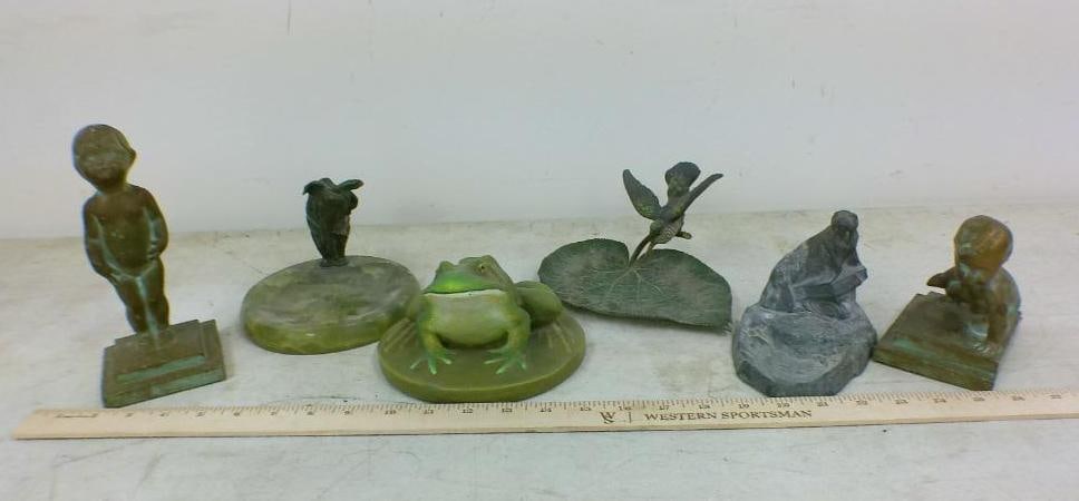 (4) ASHTRAYS and (2) Decorative Figures (1 of 3)