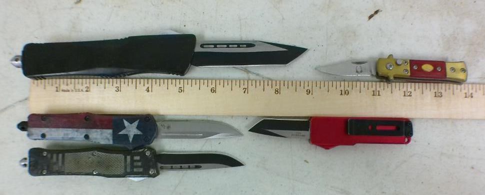 (5) Automatic KNIVES, 3 have Glass Breakers on the Handle: 5 Automatic KNIVES or Switchblades. 3 have Glass Breakers on the Handle. Black double-action out-the-front (OTF) automatic Knife, Mini Duck Stiletto Automatic Pocket Knife, Templar Knife Premium