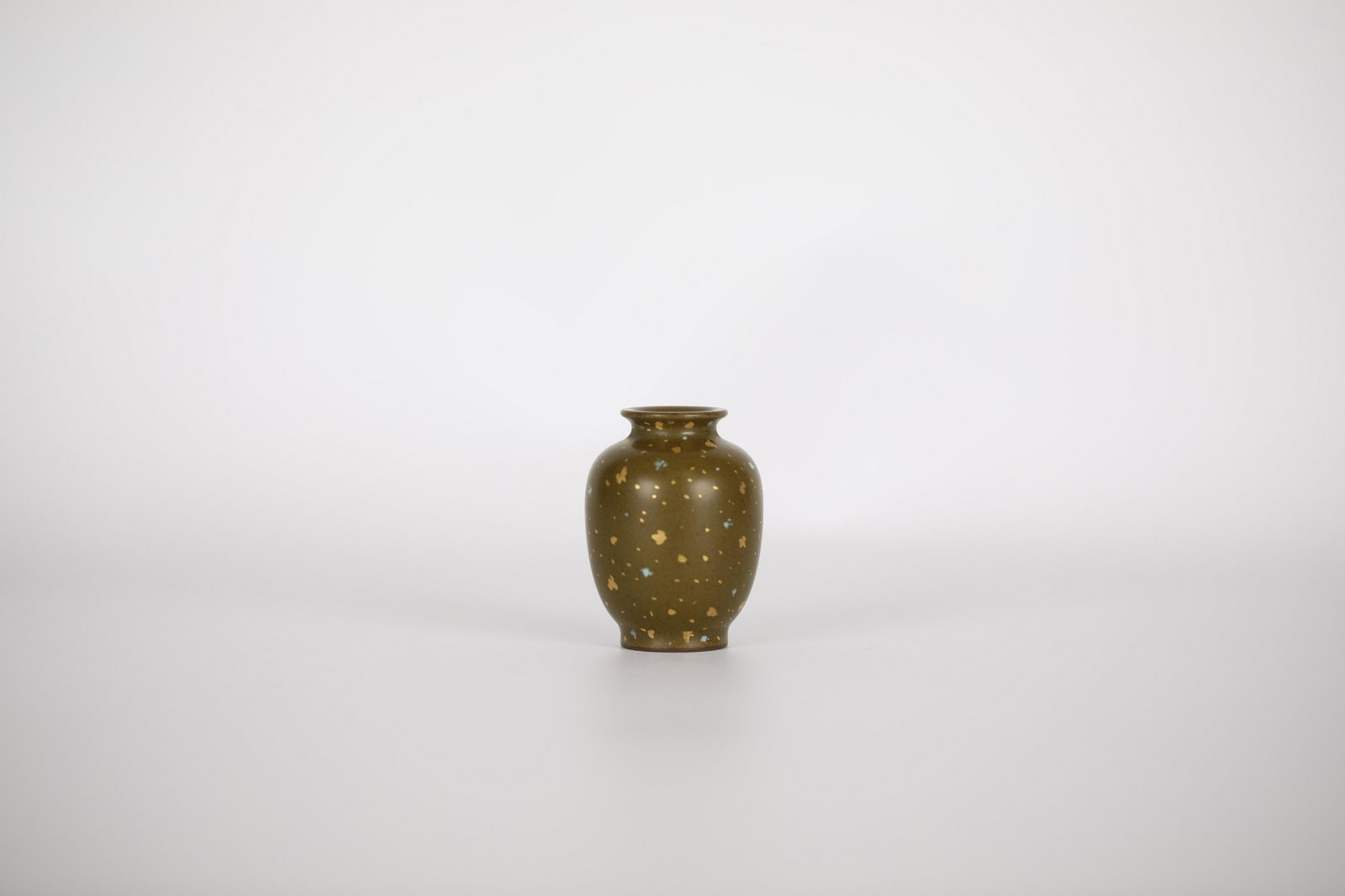 18TH Tea glaze bottle