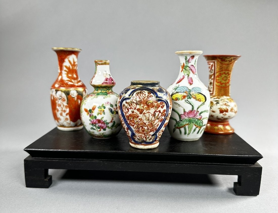 Collection of Miniature Asian Imari Porcelain Vases (1 of 4)