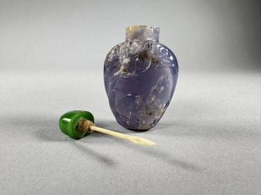 Carved Purple Jade Snuff Bottle