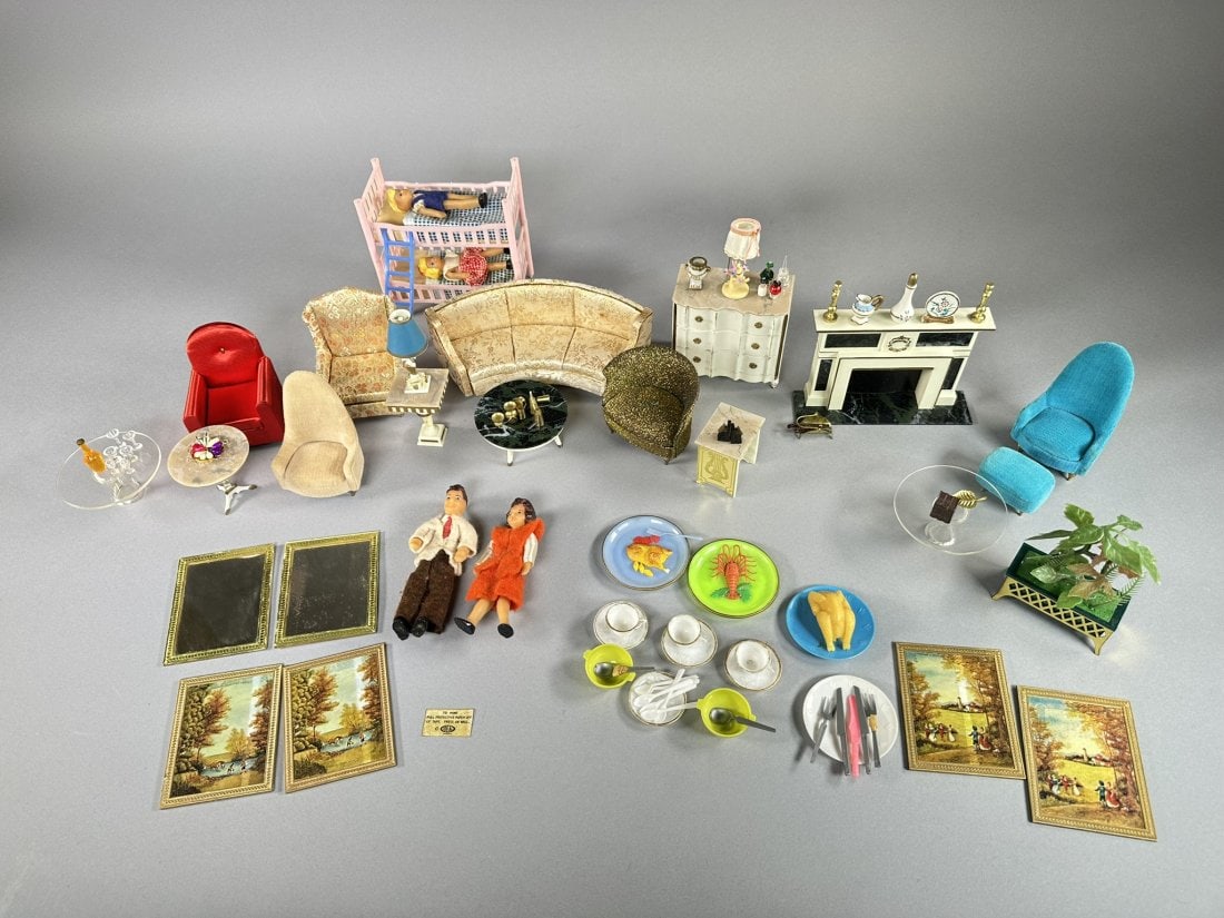 MCM Ideal Vintage Dollhouse Furniture & Accessories Collection Made in Japan (1 of 6)