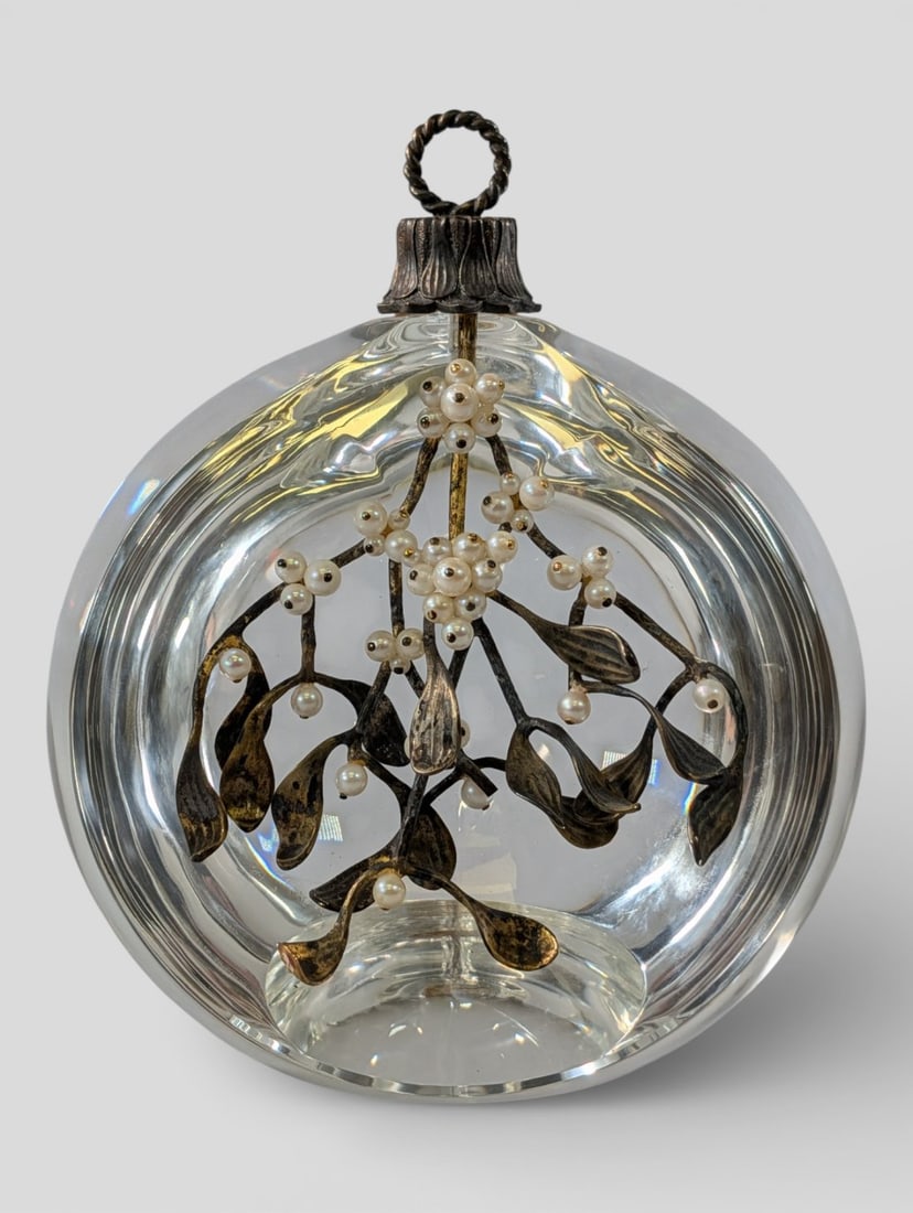 Steuben Glass Gilt & Pearl Mistletoe (1 of 5)