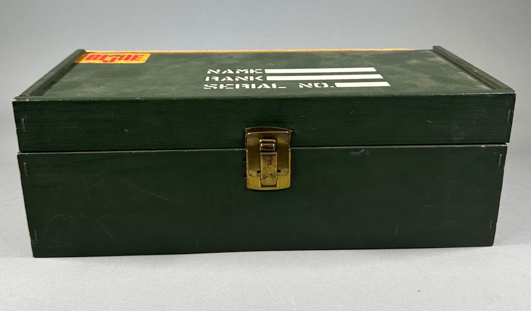 G I Joe Military Trunk With GI JOE Danger of The Depths (1 of 3)