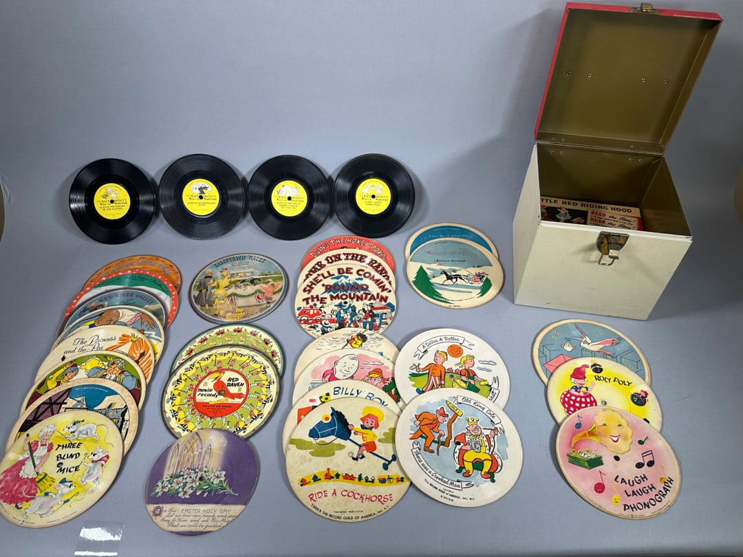 Collection of Vintage Children's Records 45's: Collection of Vintage Children's Records 45's Wear appropriate for its age.