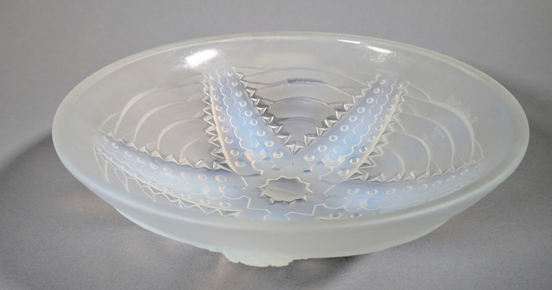 Lalique Starfish Bowl (1 of 3)