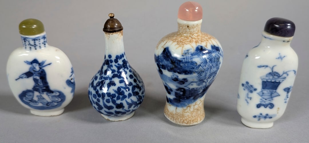 Collection Snuff Bottles Porcelain: Collection Snuff Bottles Porcelain.