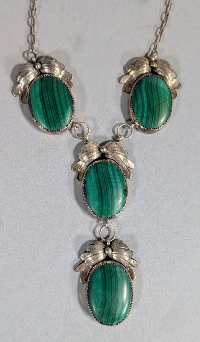 N.S. Sterling Malachite Mexican Paperclip Chain Necklace: N.S. Sterling Malachite Mexican Paperclip Chain Necklace, Signed.