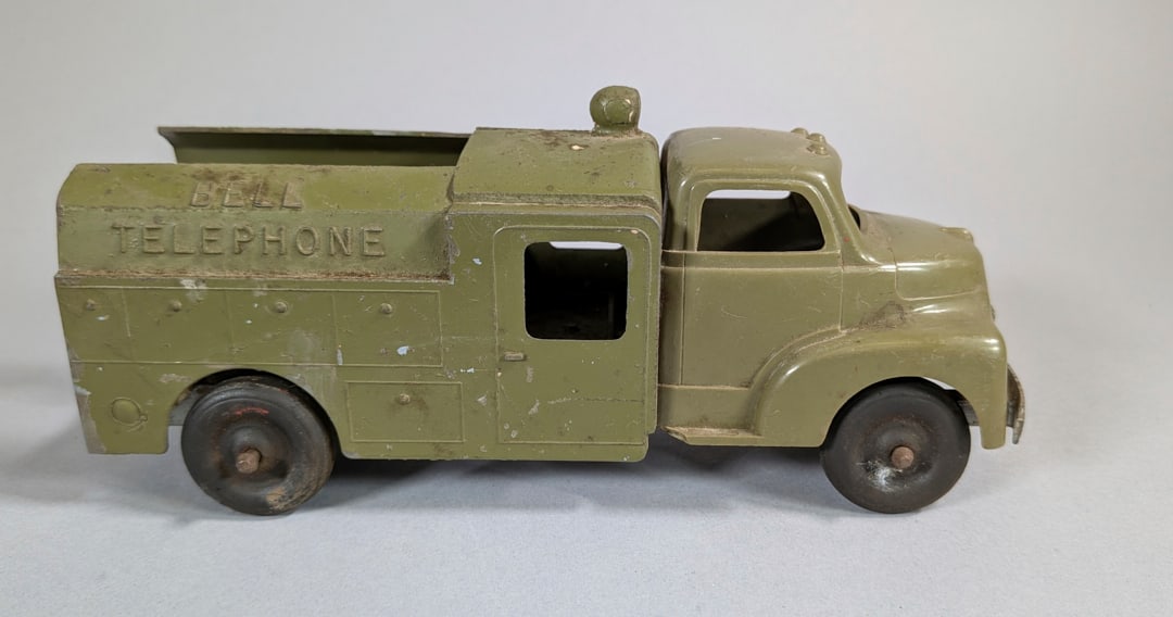 Hubley Kiddie Toy Bell Telephone Truck: Bell Telephone Truck Hubley Kiddie Toy Made in USA #78, Original Paint.