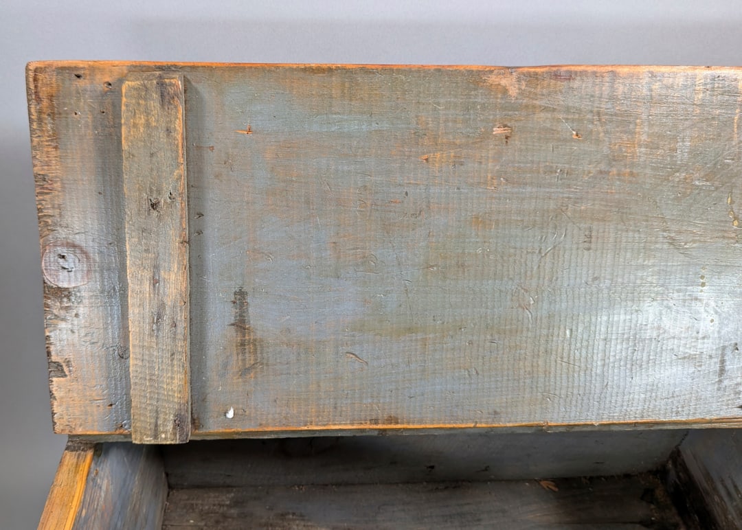 Antique Painted Hinged Box - 3