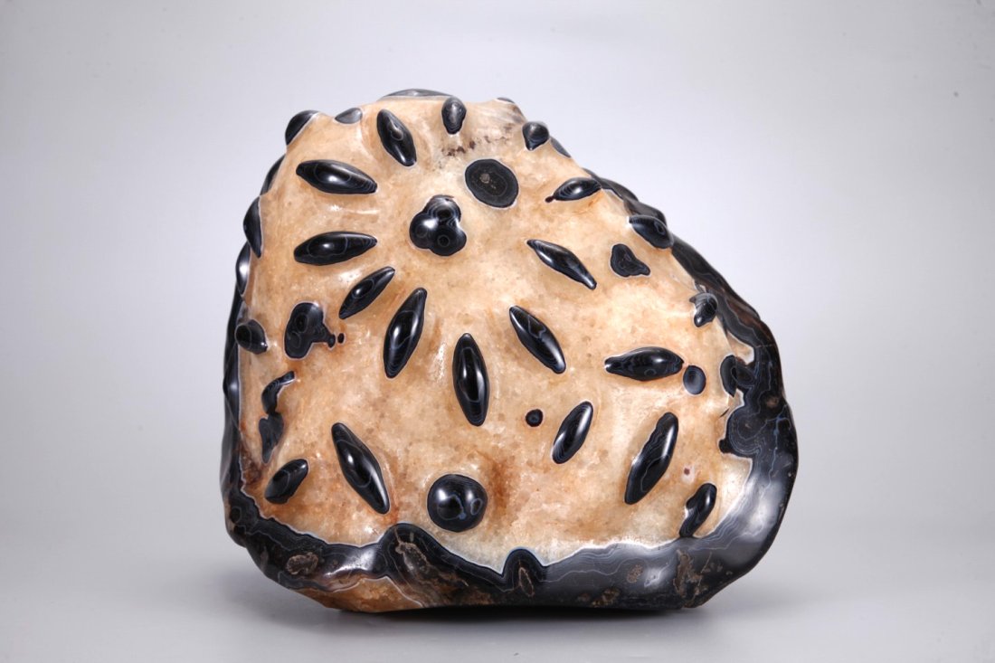 A Chinese Rough Dzi Ornsment (1 of 9)