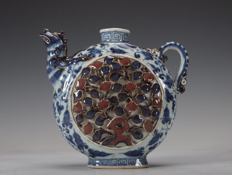 A Chinese B/W and Copper Red  Phoenix Porcelain Handle Pot (1 of 9)