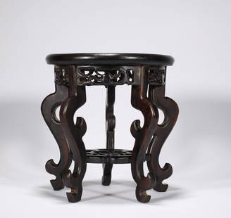 Rosewood flower holder from the Qing Dynasty: H:18cm W:16.5cm wt:680g