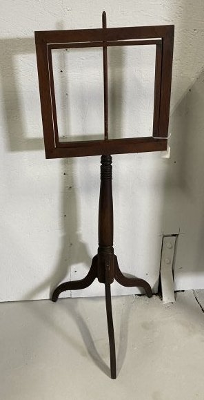 Petersburg, VA Federal period pole screen (1 of 3)